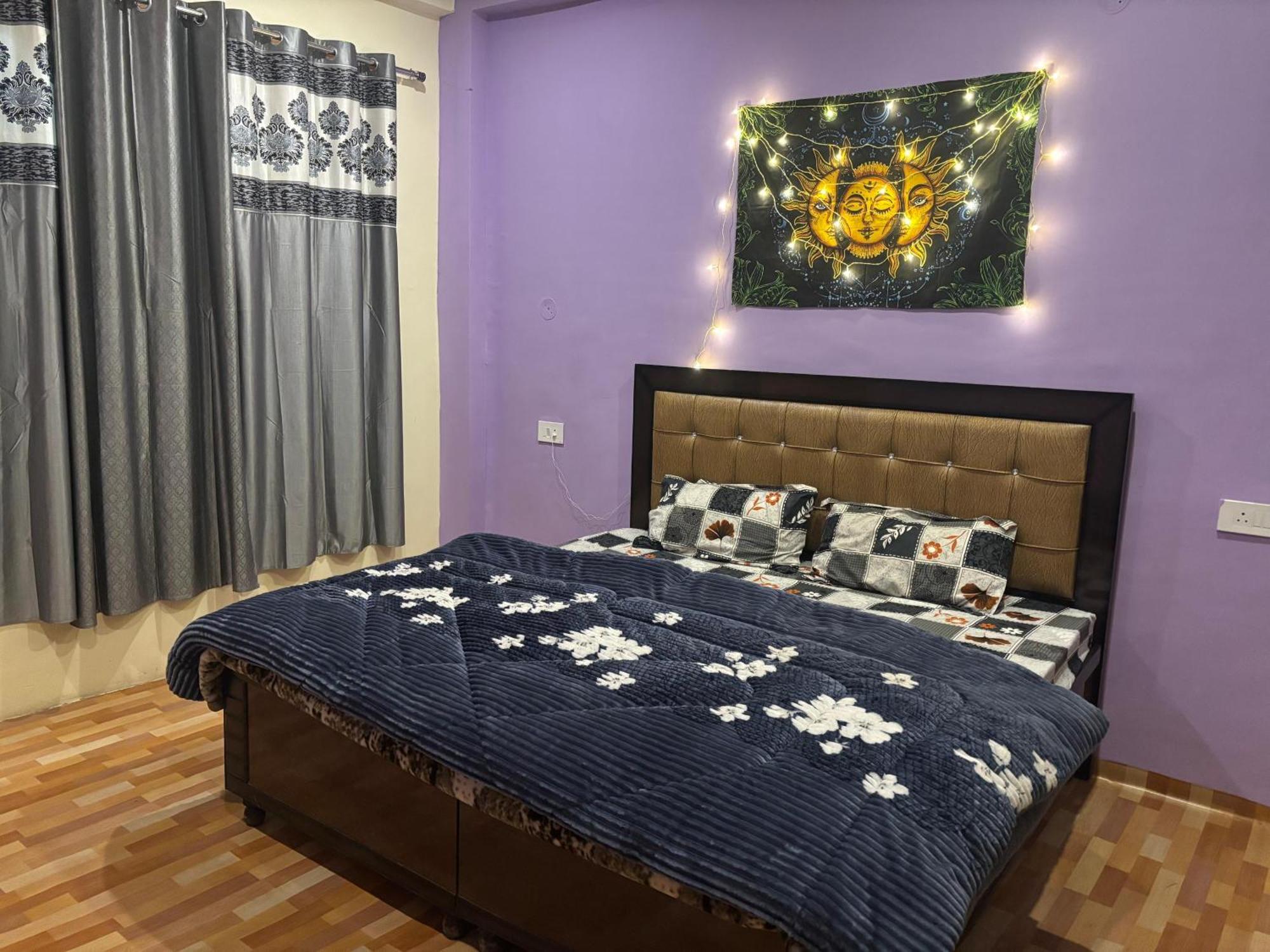 Shalom Guesthouse And Cafe Kalgha Bagian luar foto